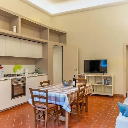Lovely Flat In The Historical Palazzo Gherardi Apartment Florence